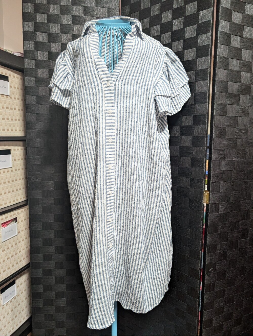 Jane + Delancey White Blue Seersucker Striped Shirt Dress Size 1X NWT